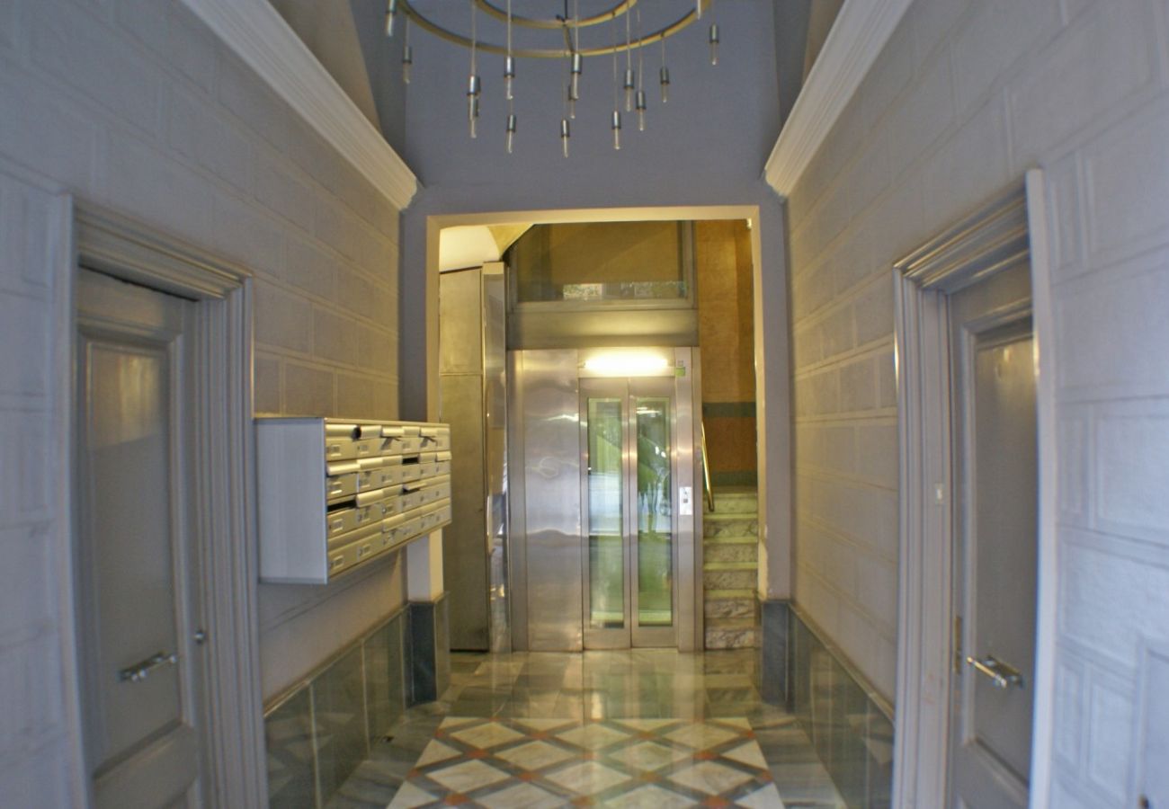 Apartamento en Barcelona - Flateli. Llúria Apartamento en Barcelona - Flateli. Llúria