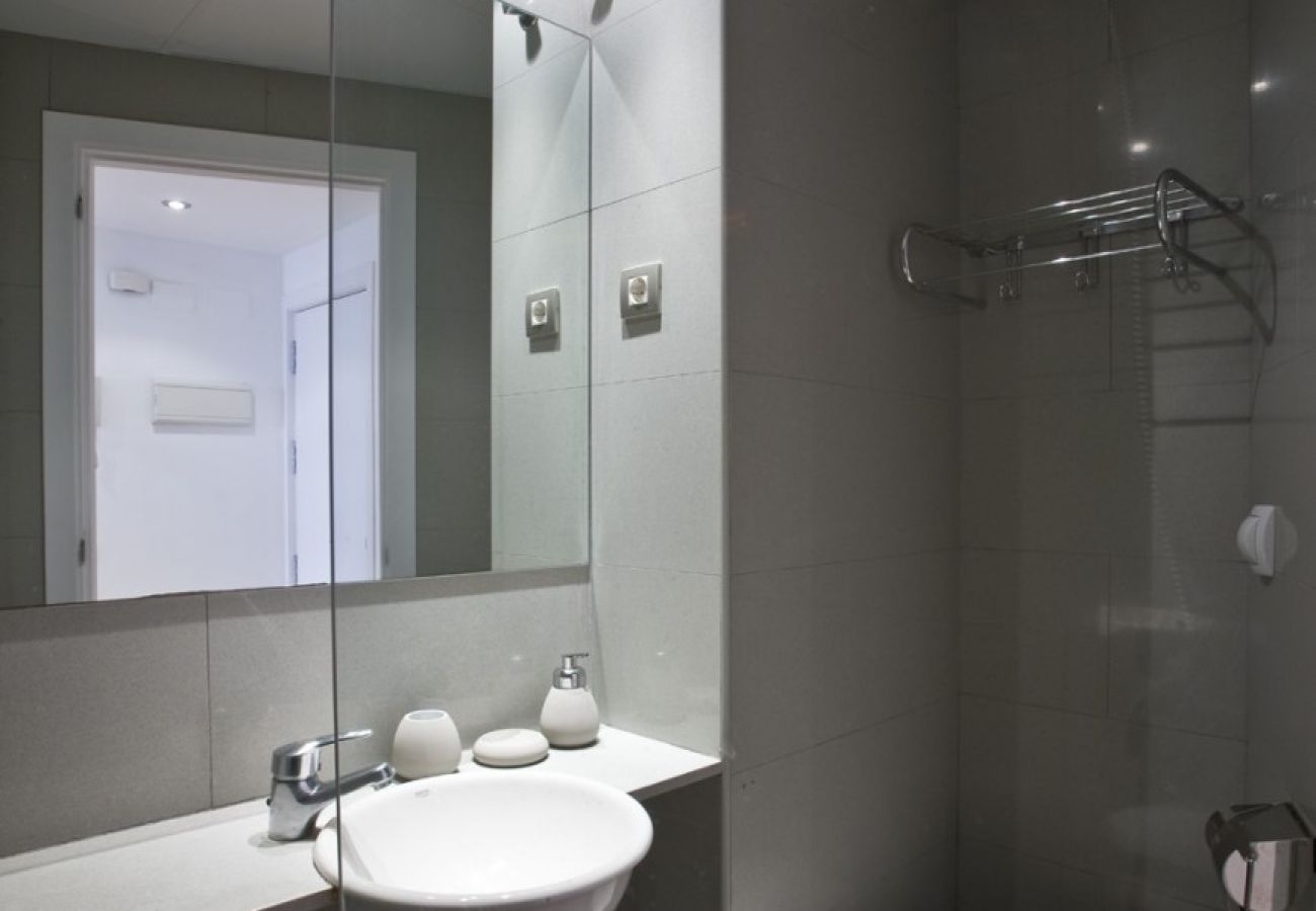 Apartamento en Barcelona - Flateli. Llúria Apartamento en Barcelona - Flateli. Llúria