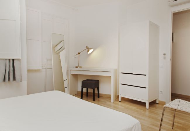 Apartamento en Barcelona - Flateli Roger 1 Apartamento en Barcelona - Flateli Roger 1