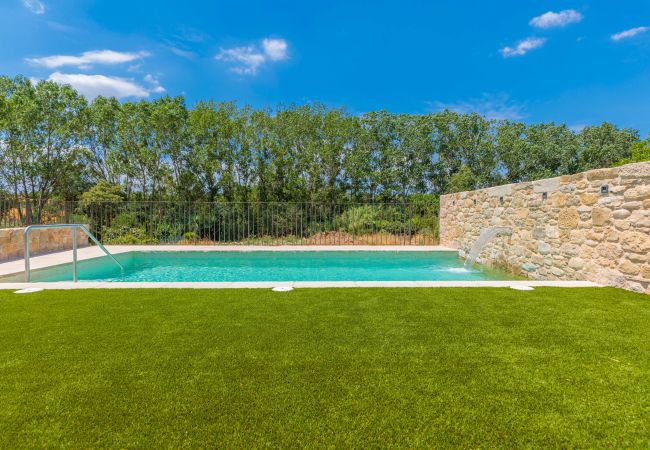 Villa en Sant Jordi Desvalls - Flateli El Racó de Diana Villa en Sant Jordi Desvalls - Flateli El Racó de Diana