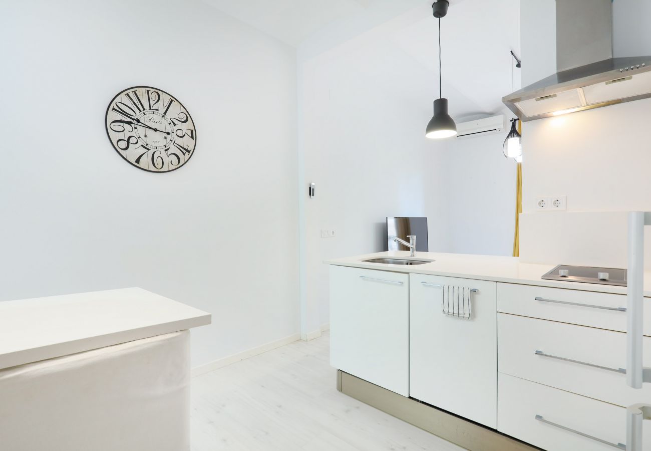 Apartamento en Barcelona - Flateli Lepanto-Sagrada Familia Apartamento en Barcelona - Flateli Lepanto-Sagrada Familia