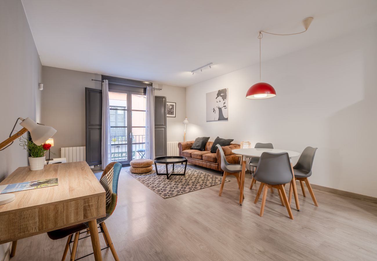 Apartamento en Gerona / Girona - Flateli. Jaume Pons Apartamento en Gerona / Girona - Flateli. Jaume Pons