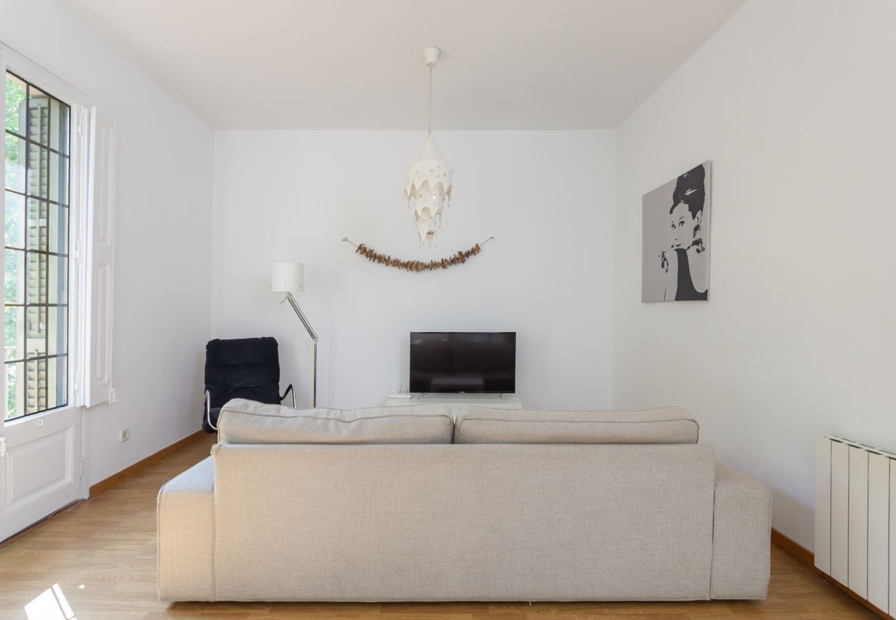 Apartament en Barcelona - Flateli Passeig Sant Joan Apartament en Barcelona - Flateli Passeig Sant Joan