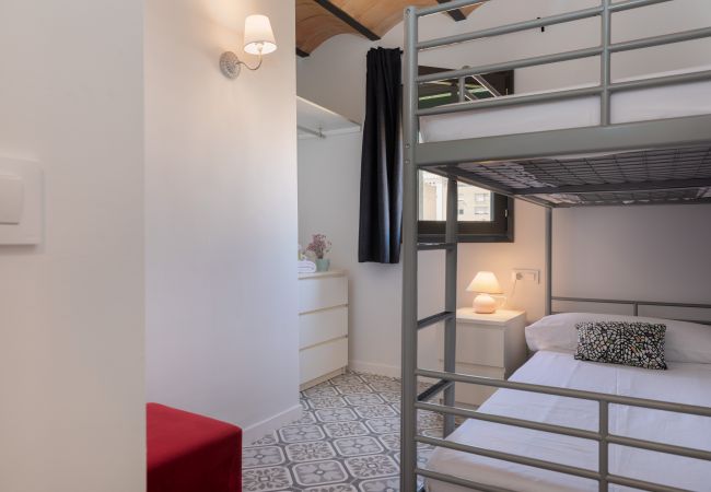 Apartament en Gerona/Girona - Flateli. Rambla 5 3-1 Apartament en Gerona/Girona - Flateli. Rambla 5 3-1