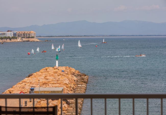 Vil.la en L´Escala - Flateli l'Escala Vista Mar Vil.la en L´Escala - Flateli l'Escala Vista Mar