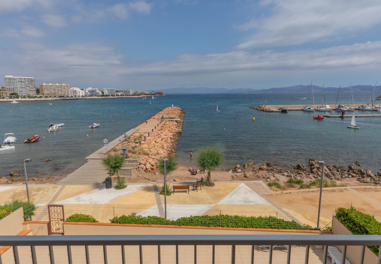 Vil.la en L´Escala - Flateli l'Escala Vista Mar Vil.la en L´Escala - Flateli l'Escala Vista Mar