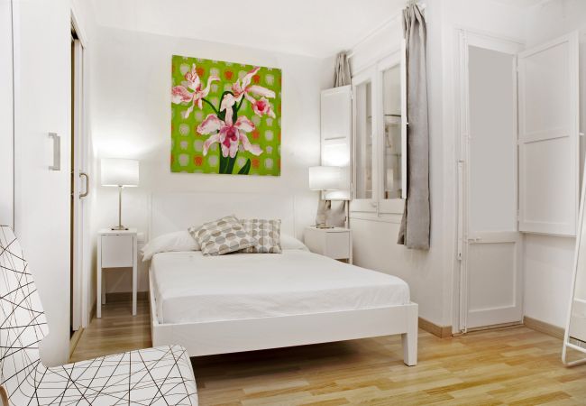Apartment in Barcelona - Flateli Roger 1 Apartment in Barcelona - Flateli Roger 1