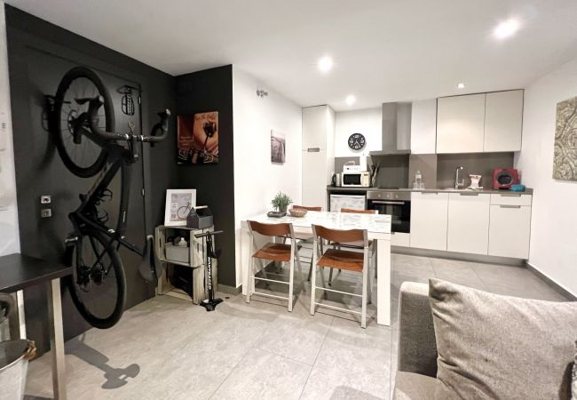 Apartment in Gerona/Girona - Flateli Montjuïc Apartment in Gerona/Girona - Flateli Montjuïc