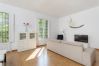 Apartment in Barcelona - Flateli Passeig Sant Joan Apartment in Barcelona - Flateli Passeig Sant Joan