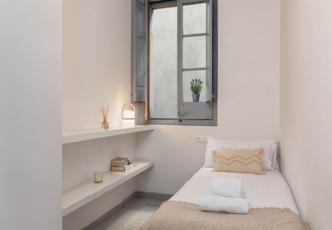 Apartment in Gerona/Girona - Flateli. Cort Reial 10 2 Apartment in Gerona/Girona - Flateli. Cort Reial 10 2