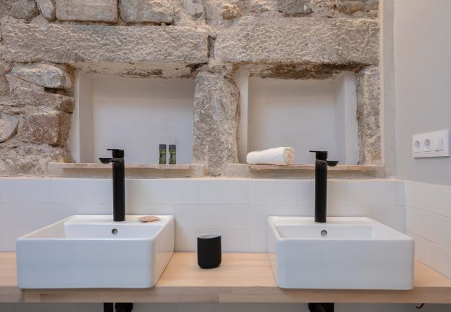 Apartment in Gerona/Girona - Flateli. La Barca 11 1A Apartment in Gerona/Girona - Flateli. La Barca 11 1A