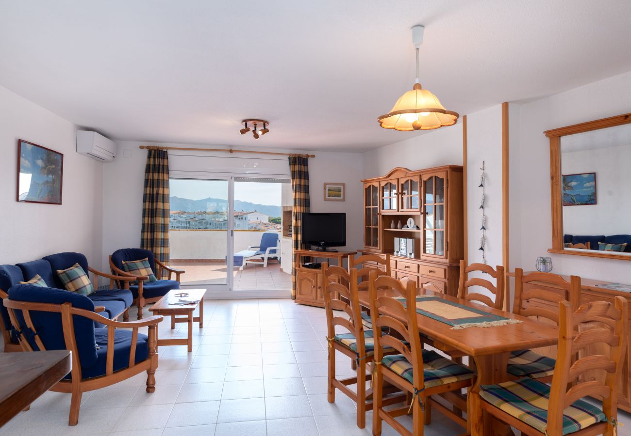 Villa a Empuriabrava - Flateli Empuriabrava Villa a Empuriabrava - Flateli Empuriabrava