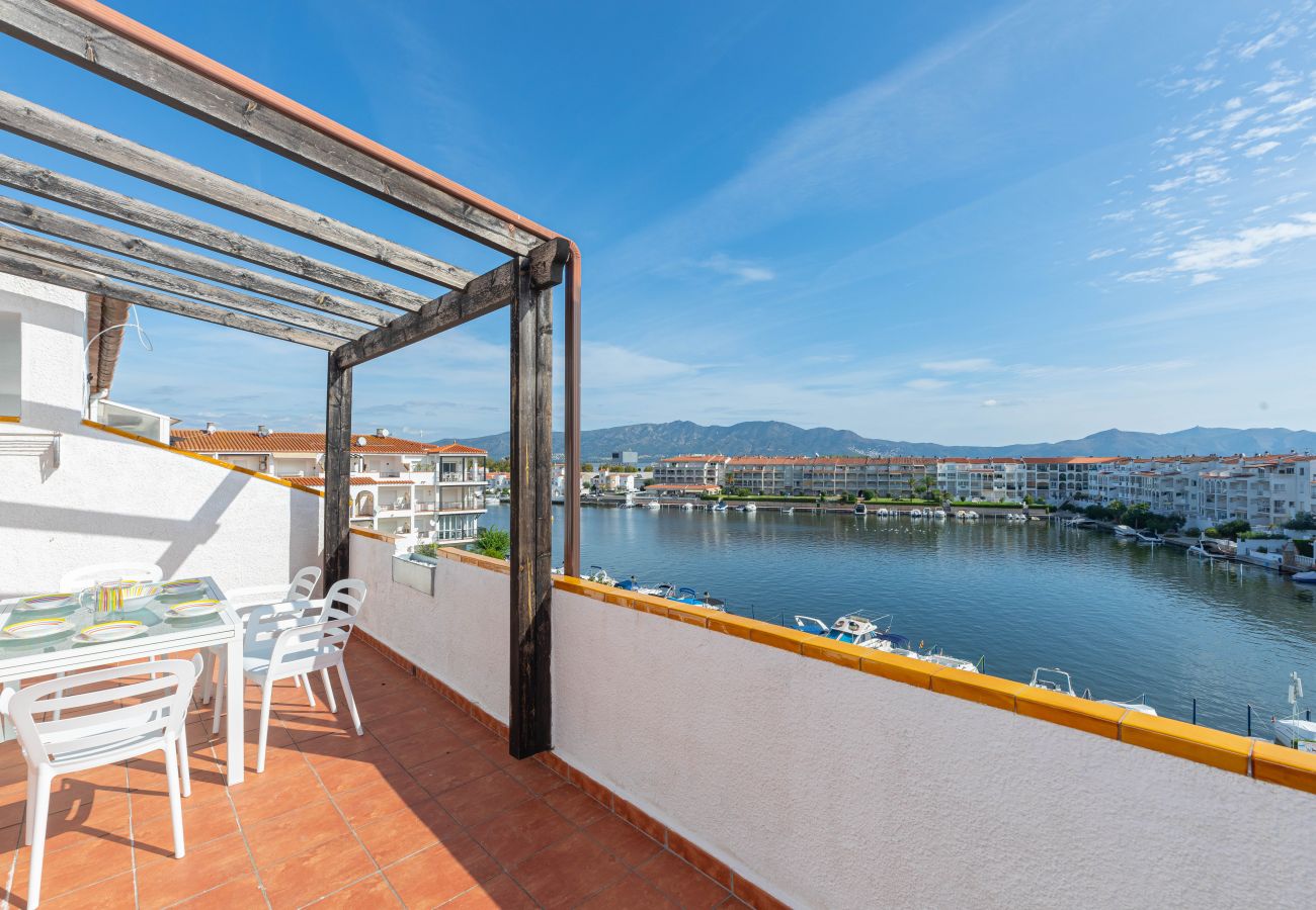 Villa a Empuriabrava - Flateli Empuriabrava Villa a Empuriabrava - Flateli Empuriabrava