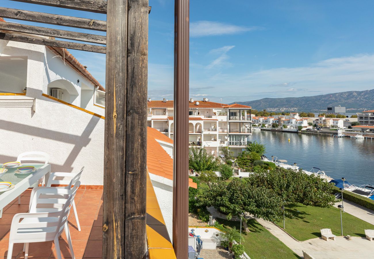 Villa a Empuriabrava - Flateli Empuriabrava Villa a Empuriabrava - Flateli Empuriabrava