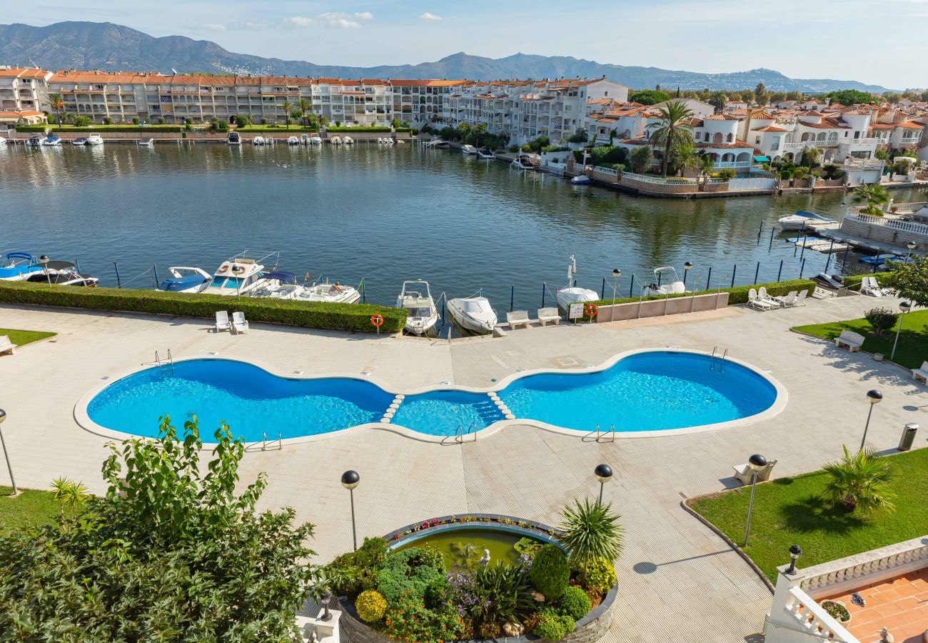 Villa a Empuriabrava - Flateli Empuriabrava Villa a Empuriabrava - Flateli Empuriabrava