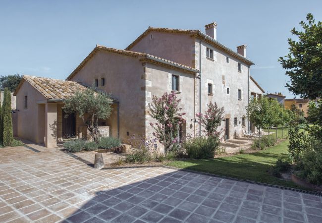 Villa a Cervià de ter - Flateli. Casa Oliver Villa a Cervià de ter - Flateli. Casa Oliver